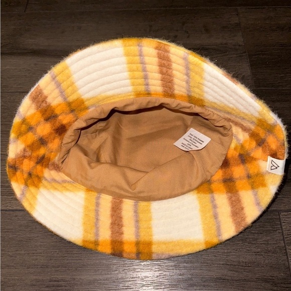 Bucket Hat - Picture 2 of 3